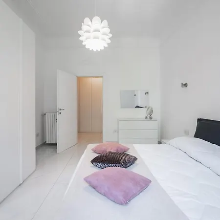 Dream House Citta Studi Милан